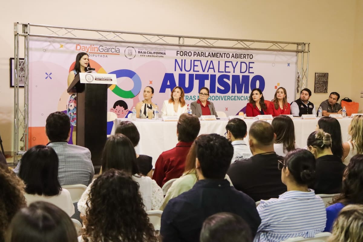 Llevan propuestas a Parlamento Abierto para nueva Ley de Autismo