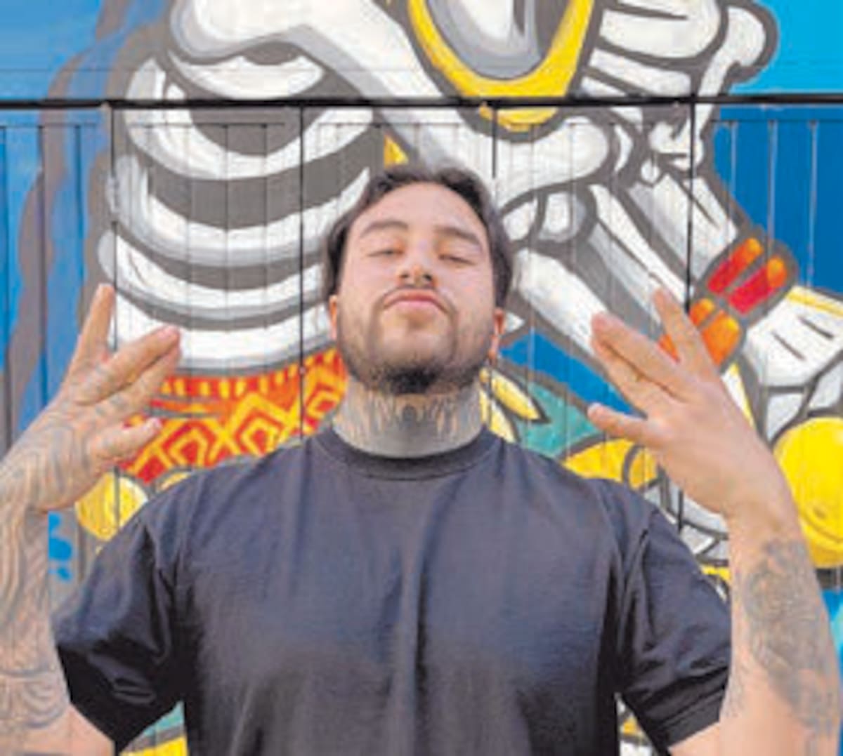 "Me da mucha felicidad y satisfacción el saber que una de nuestras pinturas puede provocar algo en los demás”
Abraham Peña Castro