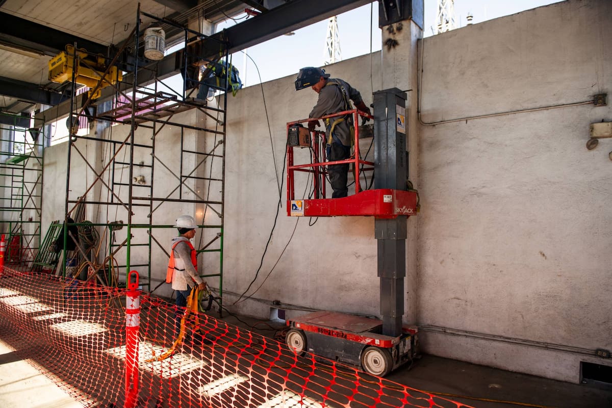 CESPT rehabilita dos plantas de bombeo de aguas residuales en Tijuana con más de 60 años de servicio. Las obras concluirán en 2027. Foto: Cortesía