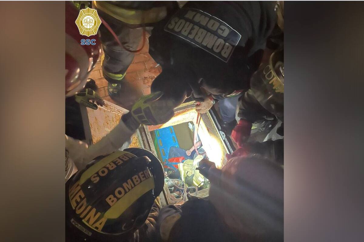 Rescatan trabajadores intoxicados en cisterna en Iztacalco