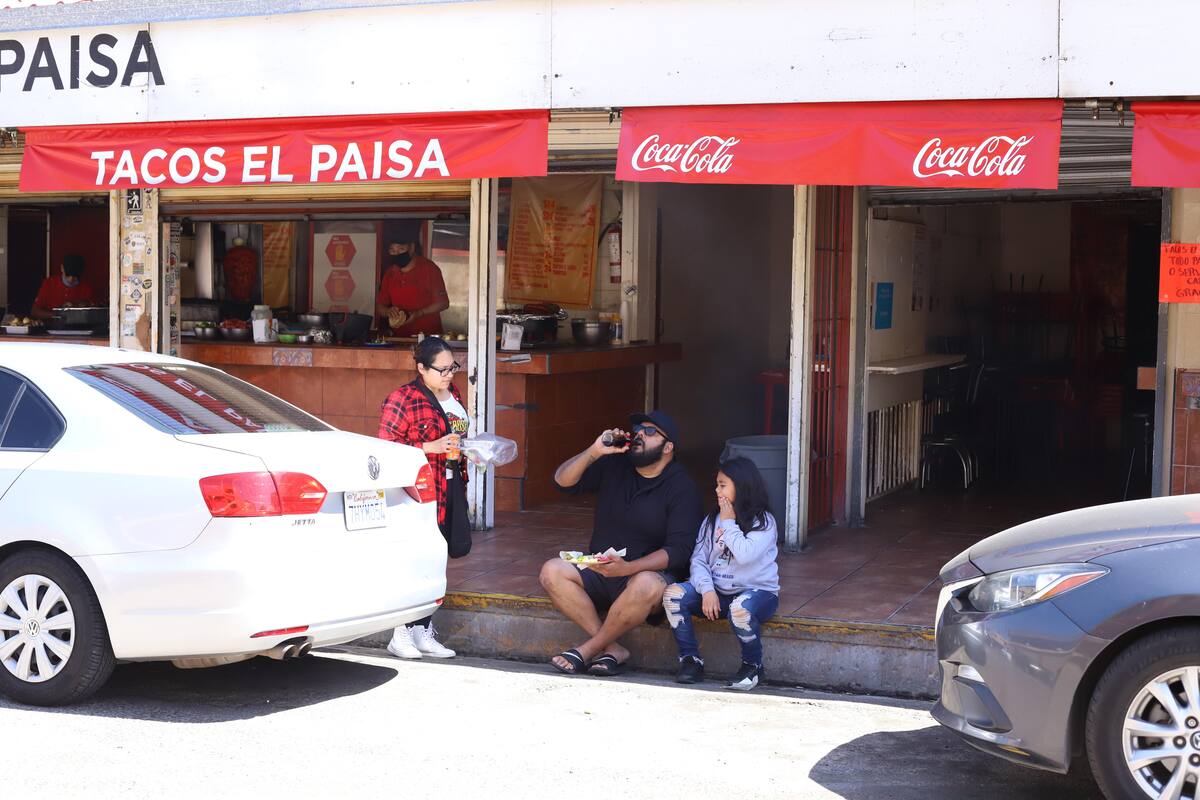 Prohíben a comercios de comida venta para consumo local