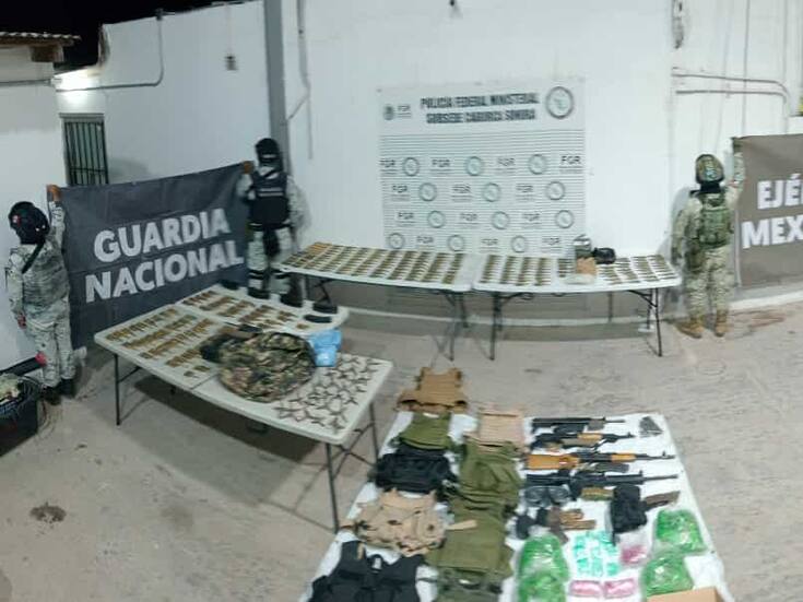 Aseguran arsenal en presunto domicilio de grupo criminal en Caborca