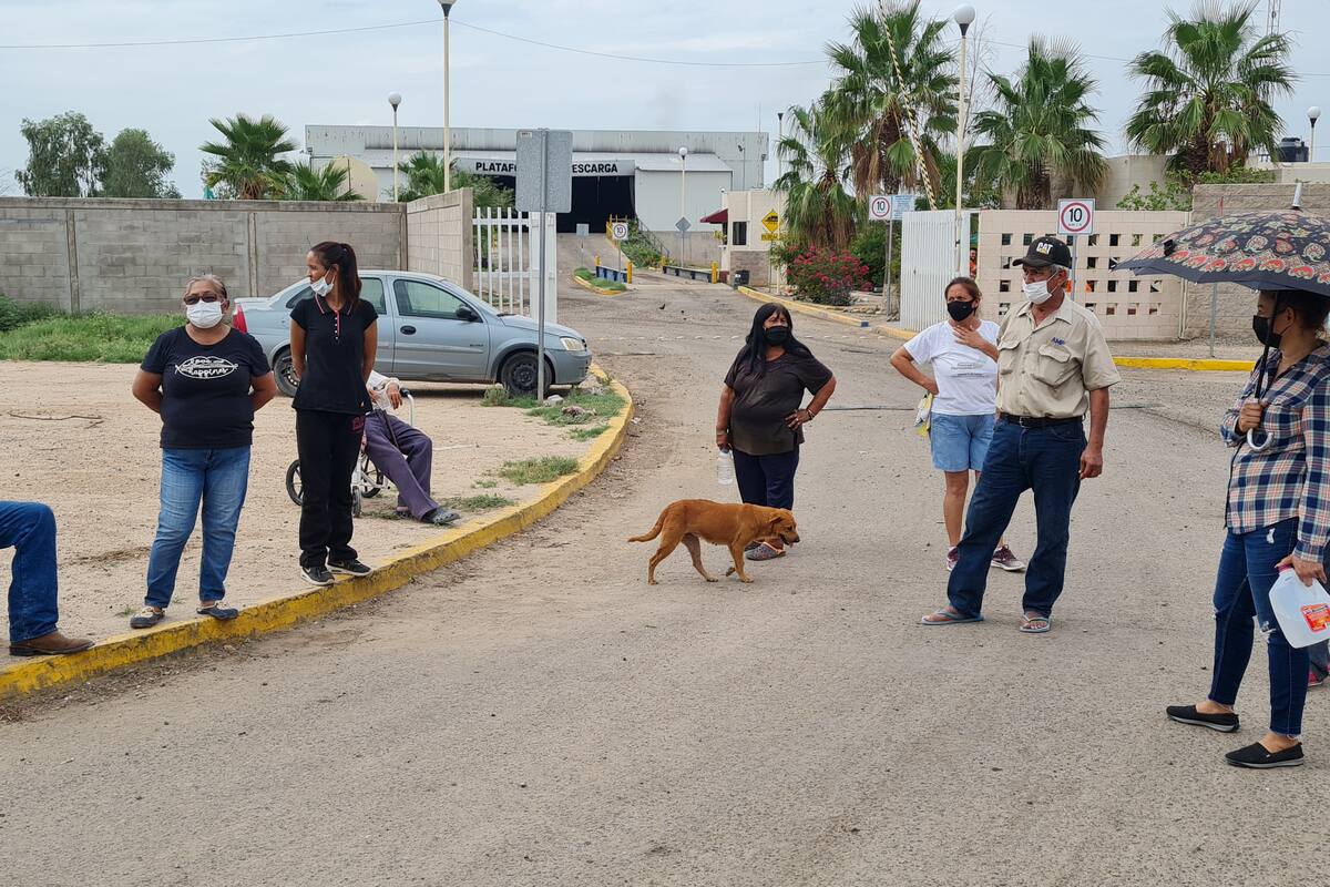 Vecinos protestan por malos olores de centro de transferencia del relleno sanitario