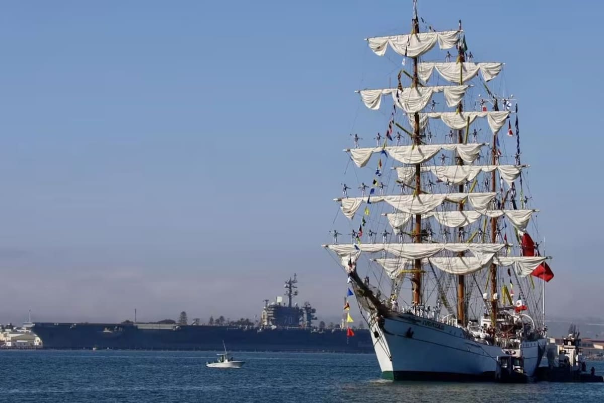 Invitan a despedir al Buque Escuela Cuauhtémoc en San Diego