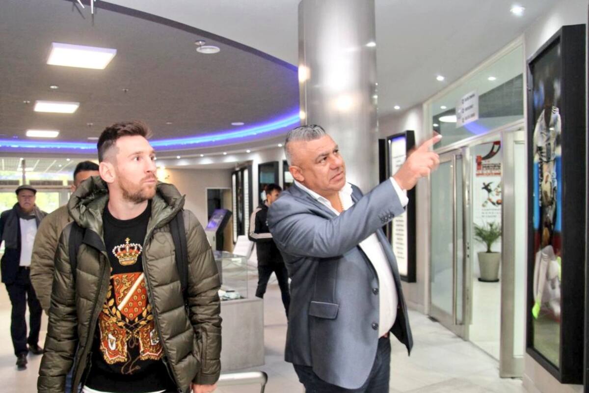 Leo Messi llegó a Argentina para unirse a su Selección