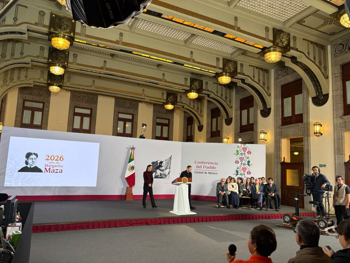 Durante su "Conferencia del Pueblo" de este viernes 23 de octubre, la presidenta Sheinbaum anunció un plan para digitalizar el Sector Salud y evitar retrasos en la entrega de medicamentos a pacientes. | Crédito: Shaila Rosagel (GH)