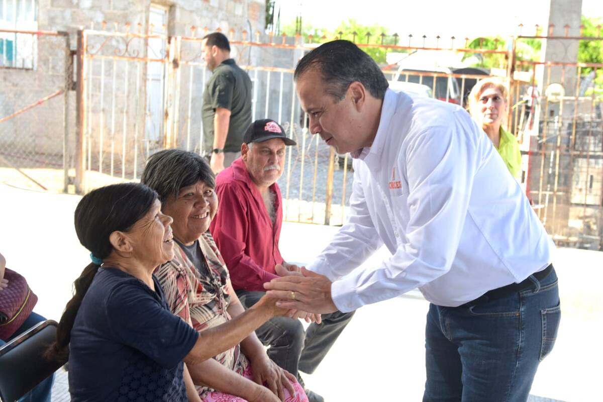 Entregan rehabilitación con concreto hidráulico de calle en la colonia Jacinto López