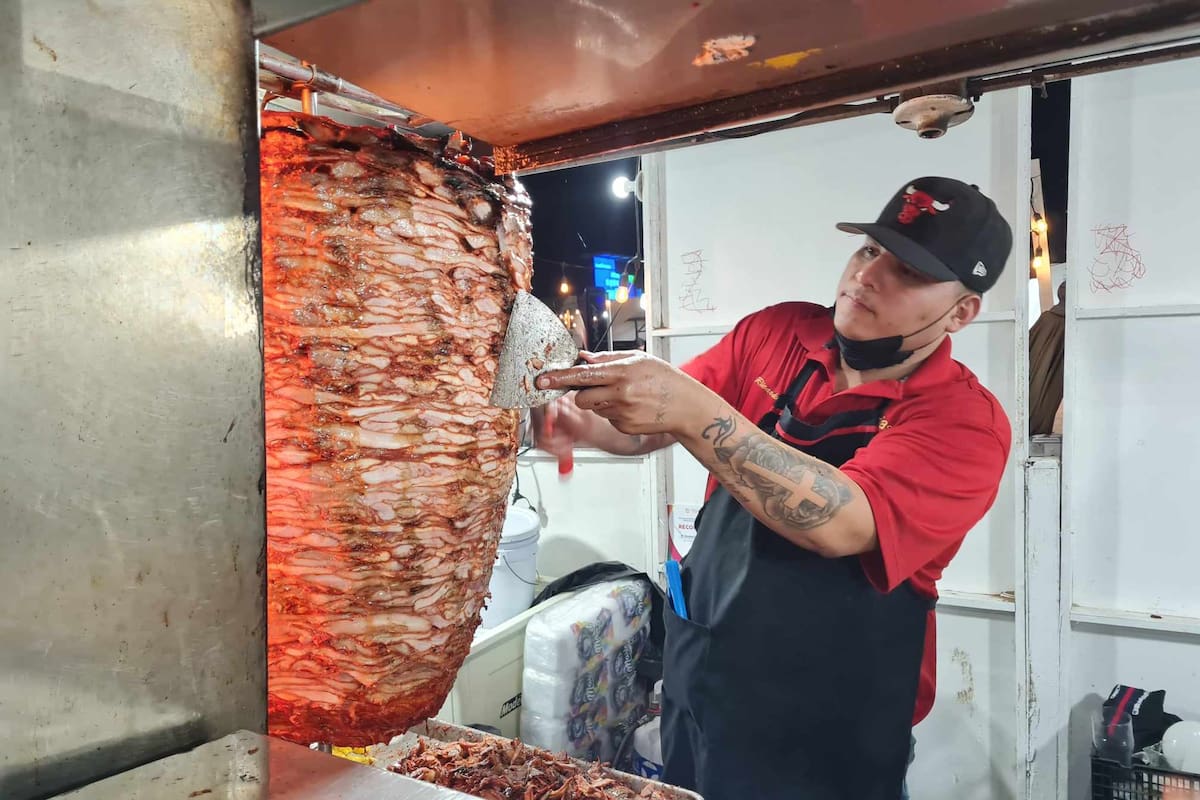 Precio del taco al pastor se dispara en la última década y supera medidas de inflación previstas. ¿A qué se debe?