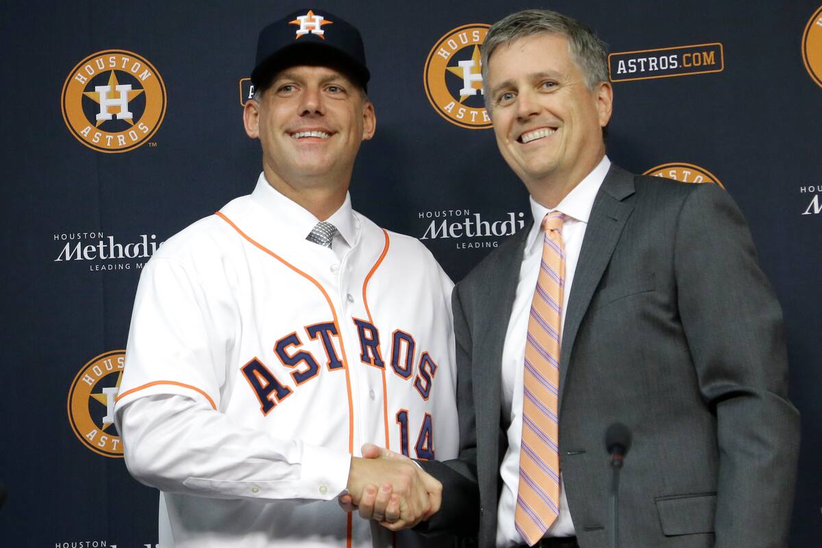 Mexicano Luhnow sospechaba del robo de señas de Astros