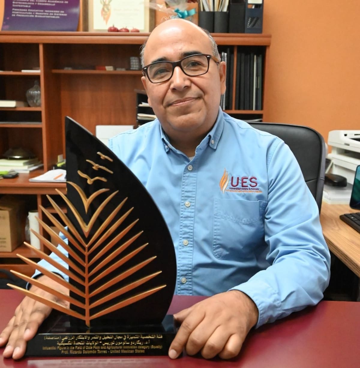 Desde la Universidad Estatal de Sonora, el doctor Ricardo Salomón Torres ha impulsado durante una década el desarrollo de este cultivo, logrando posicionarlo en mercados globales y fortalecer su valor comercial.│Foto: Gina Rodríguez