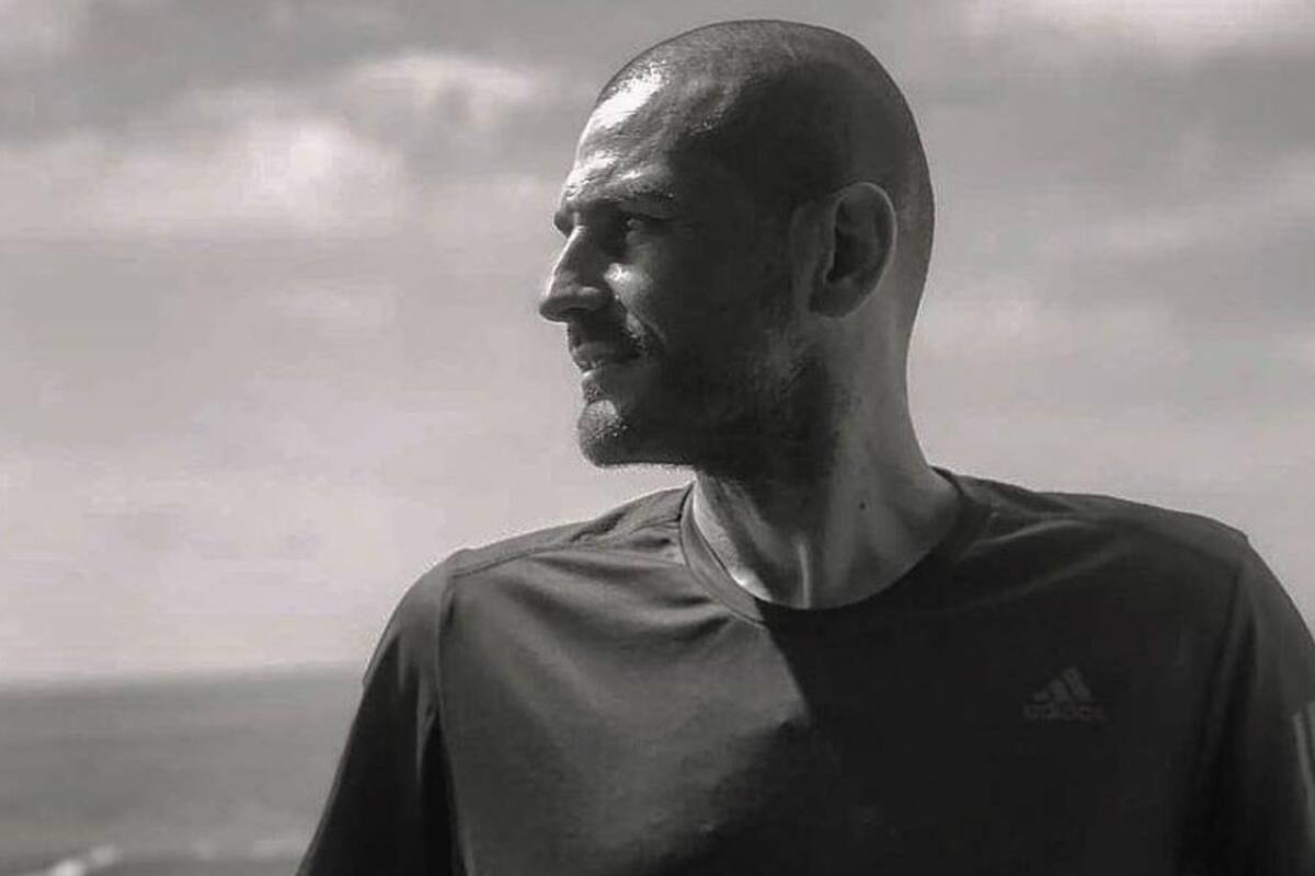 Iker Casillas le dice adiós a su cabellera, cambia de look