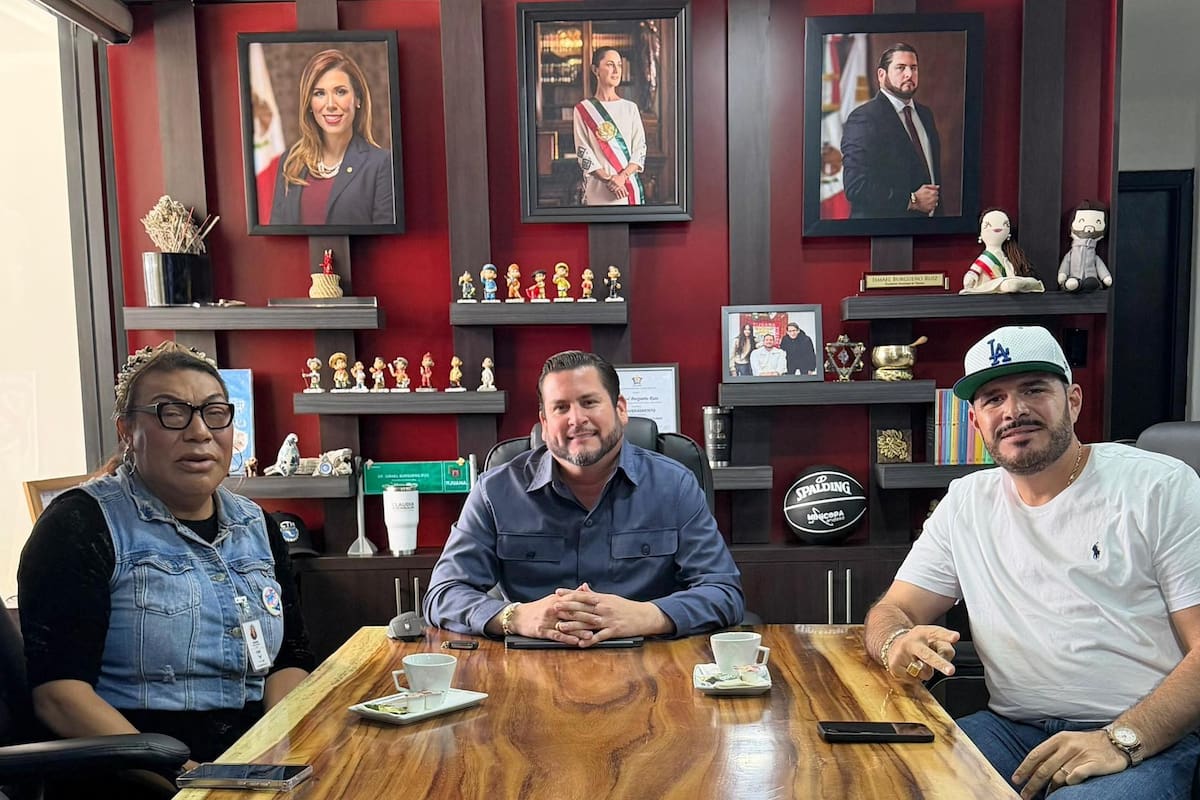 Sostiene Ismael Burgueño reunión con ‘El Chiquilín’ de Patrulla Espiritual y directora de Centro Comunitario LGBTQ+