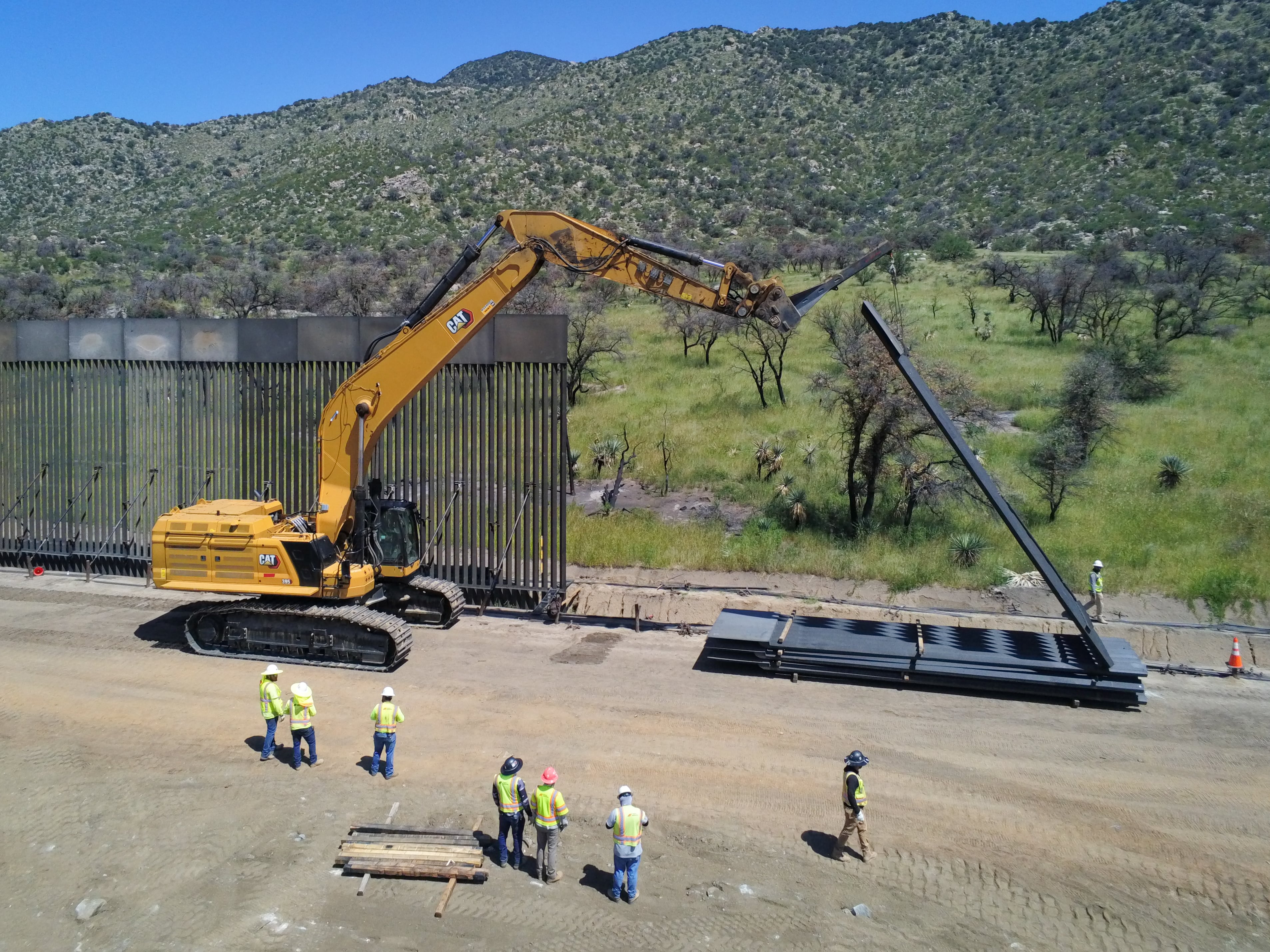 Nación Tohono O’odham mantiene apelación ante corte de EEUU para intentar frenar las obras del muro fronterizo entre Sonora y Arizona a días de una fecha clave en la defensa legal de sus tierras ancestrales
