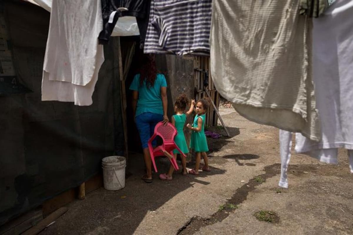 Mujeres "en venta", consecuencia de la crisis en Venezuela