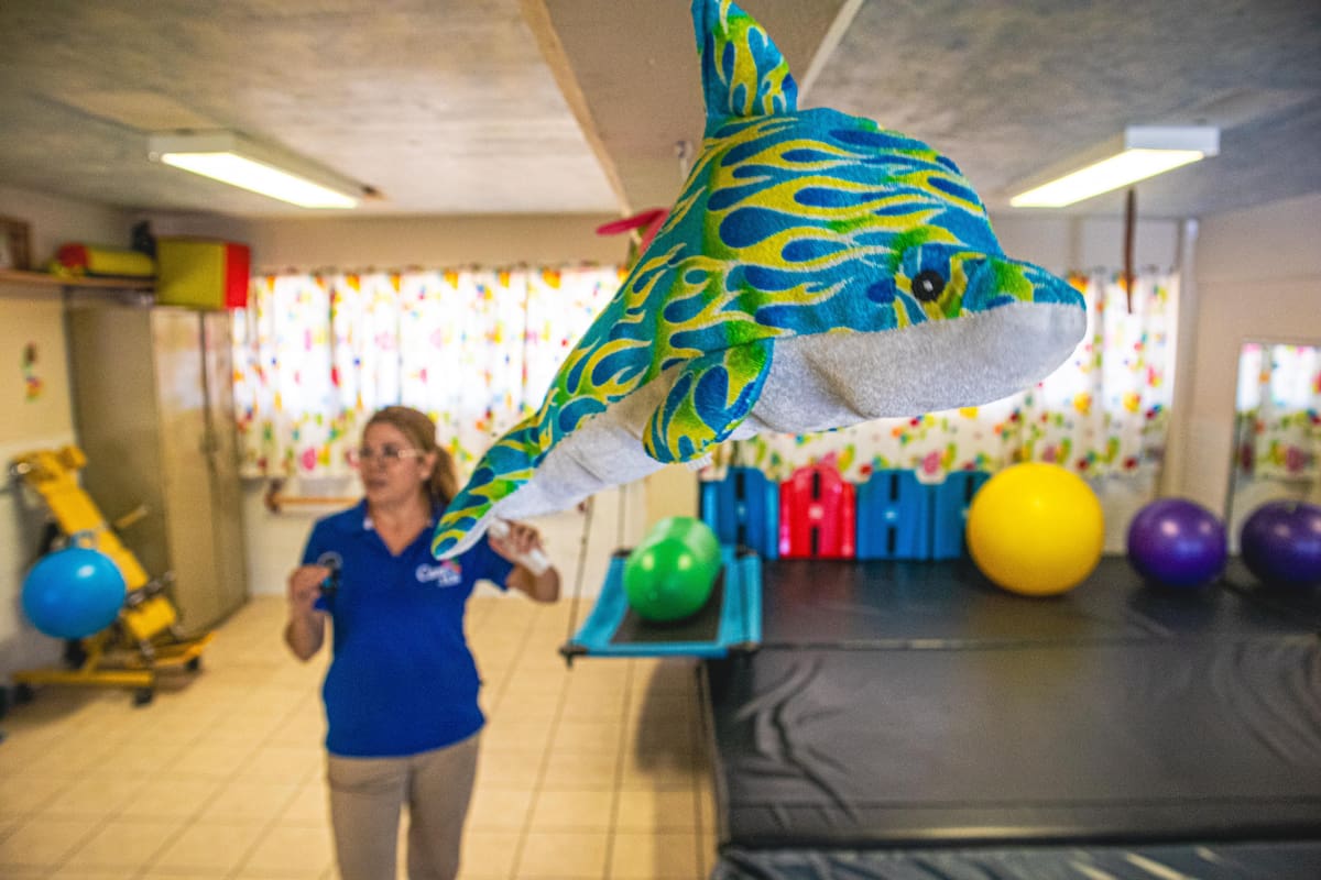 CAM, con recursos mínimos, opera gracias a padres y docentes