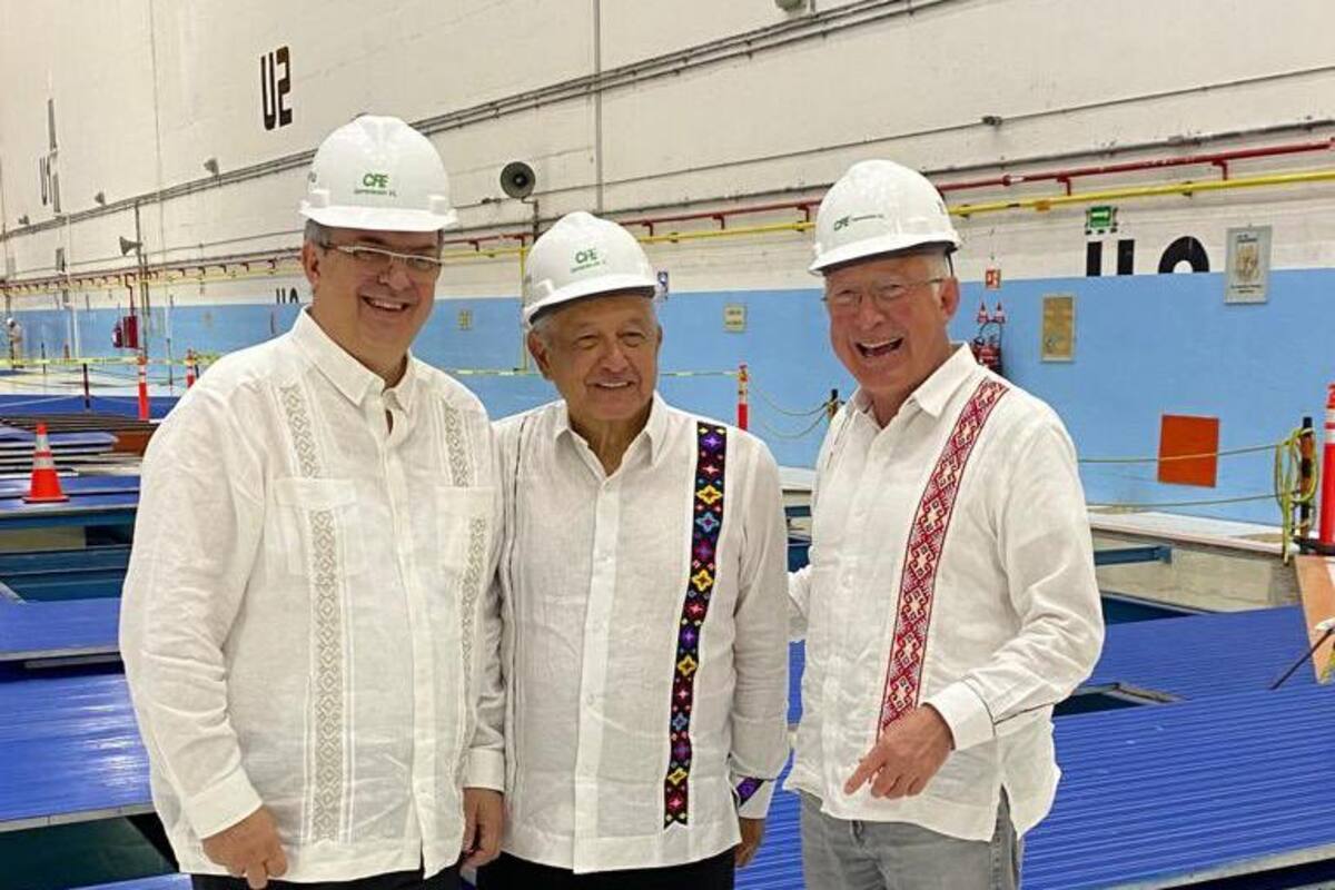 Ken Salazar: México y Rusia no pueden ser cercanos