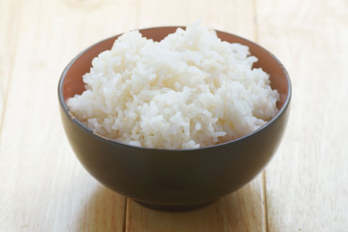 ¿Qué pasa si comes arroz blanco todos los días? Esto dicen los expertos
