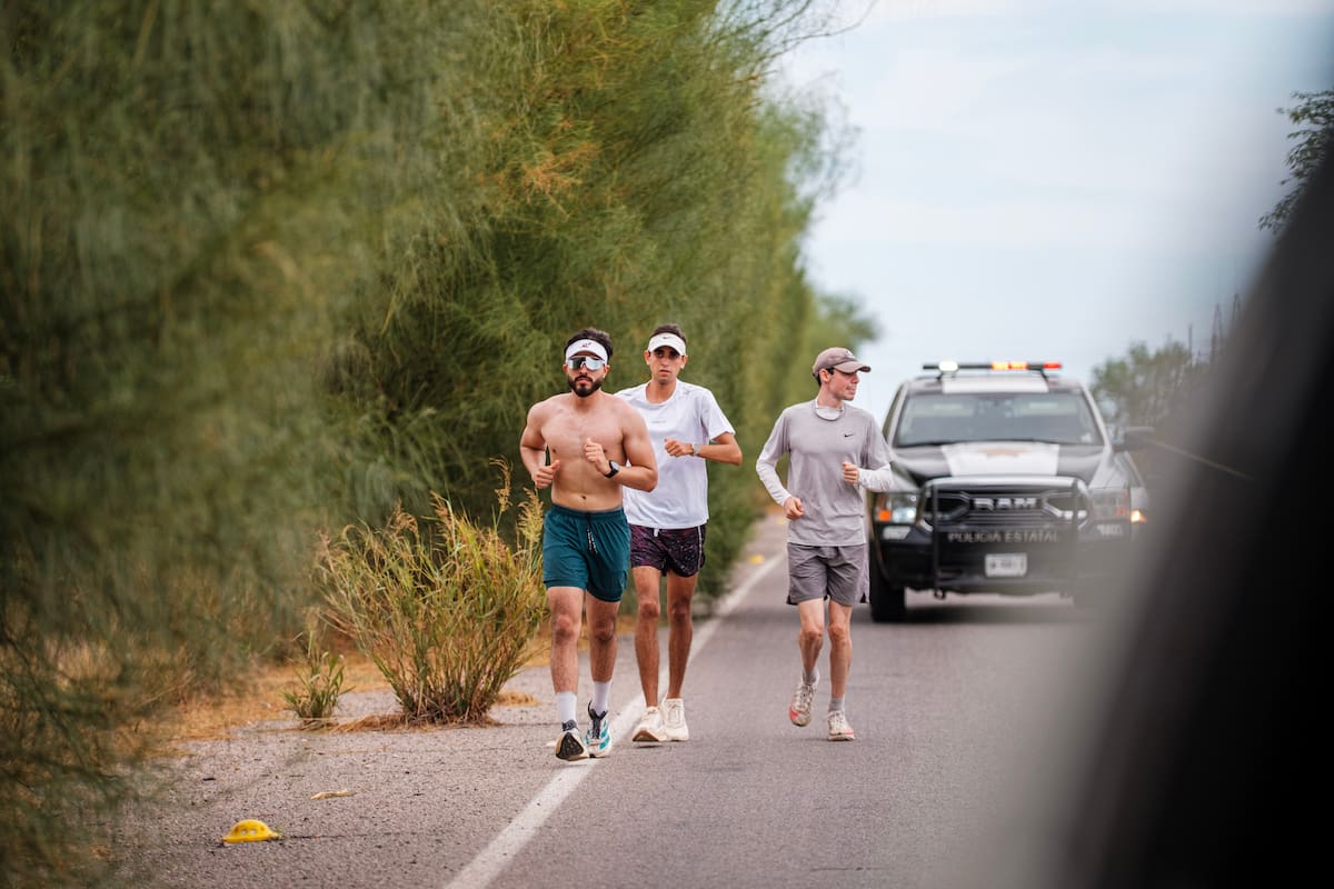 La “Odisea” llevó al equipo a recorrer 90 kilómetros rumbo a Bahía de Kino en una jornada marcada por la resistencia, el esfuerzo y el trabajo en equipo.