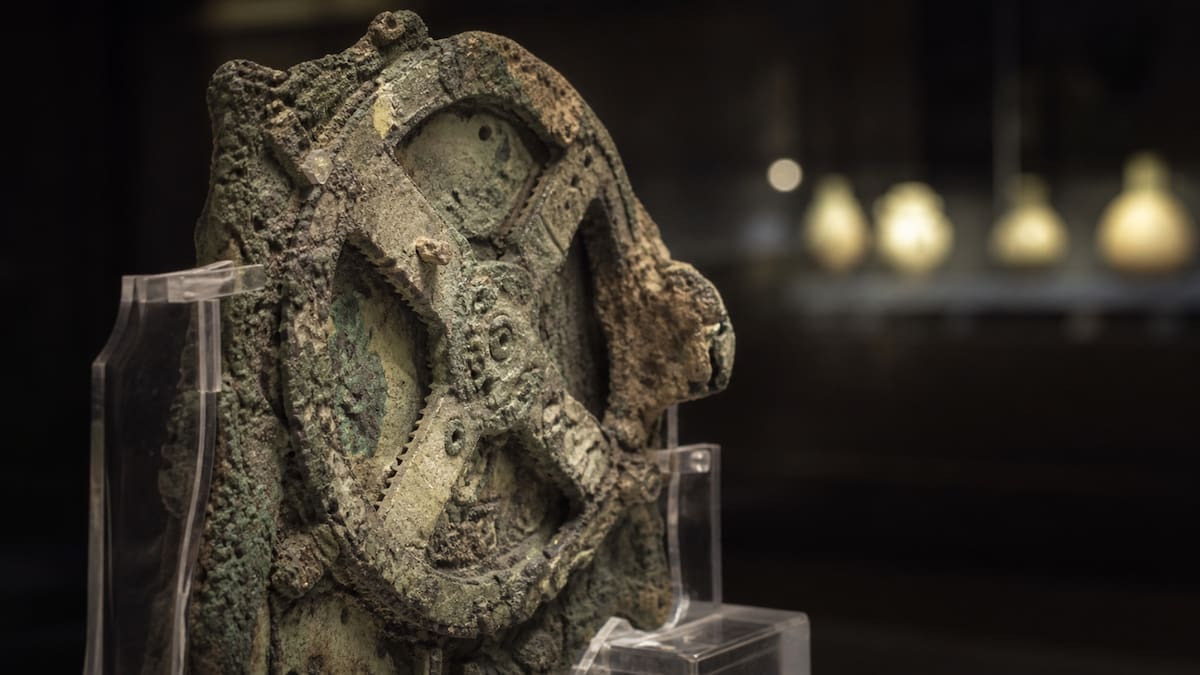 El mecanismo de Anticitera fue recuperado en 1901 de un naufragio romano frente a la isla griega del mismo nombre y permaneció décadas sin ser comprendido.