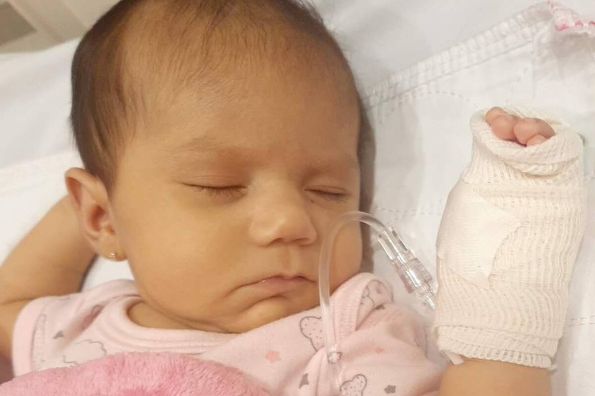 Piden ayuda para pagar cirugía de bebita Frida