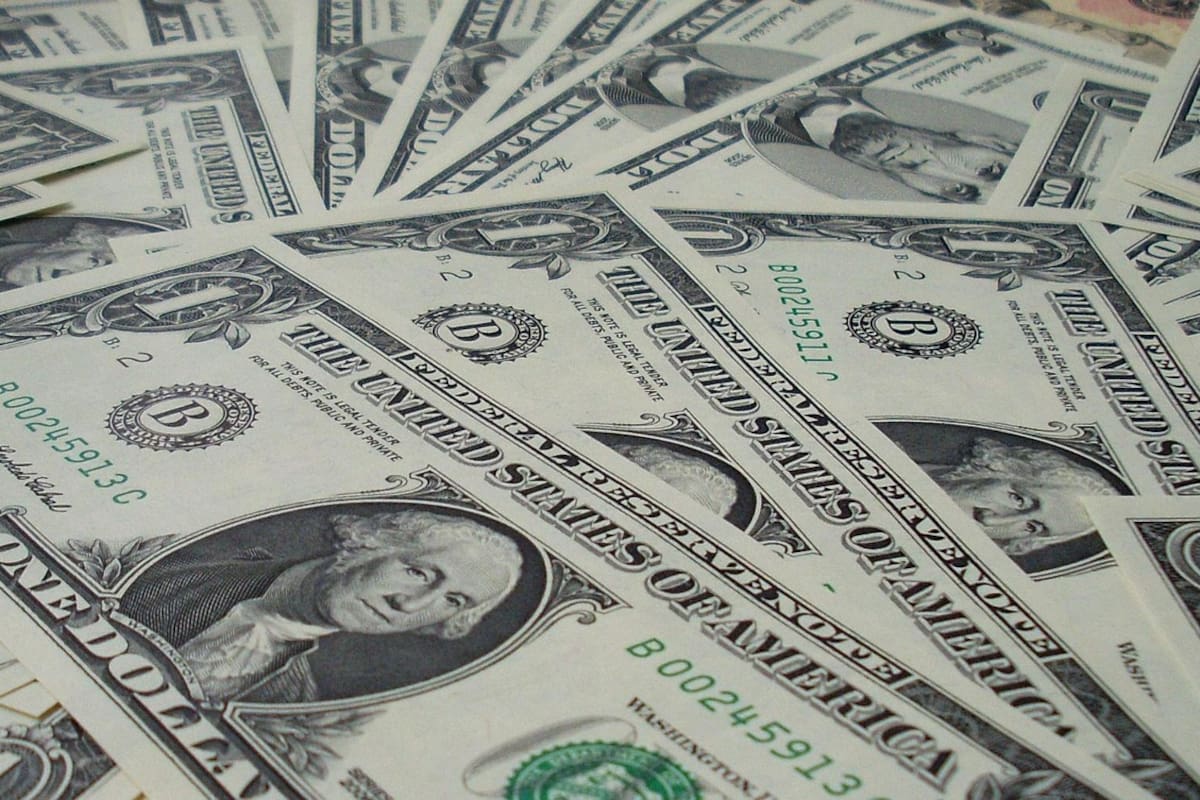 Amanece Dólar a 18.55 pesos en casas de cambio en Mexicali