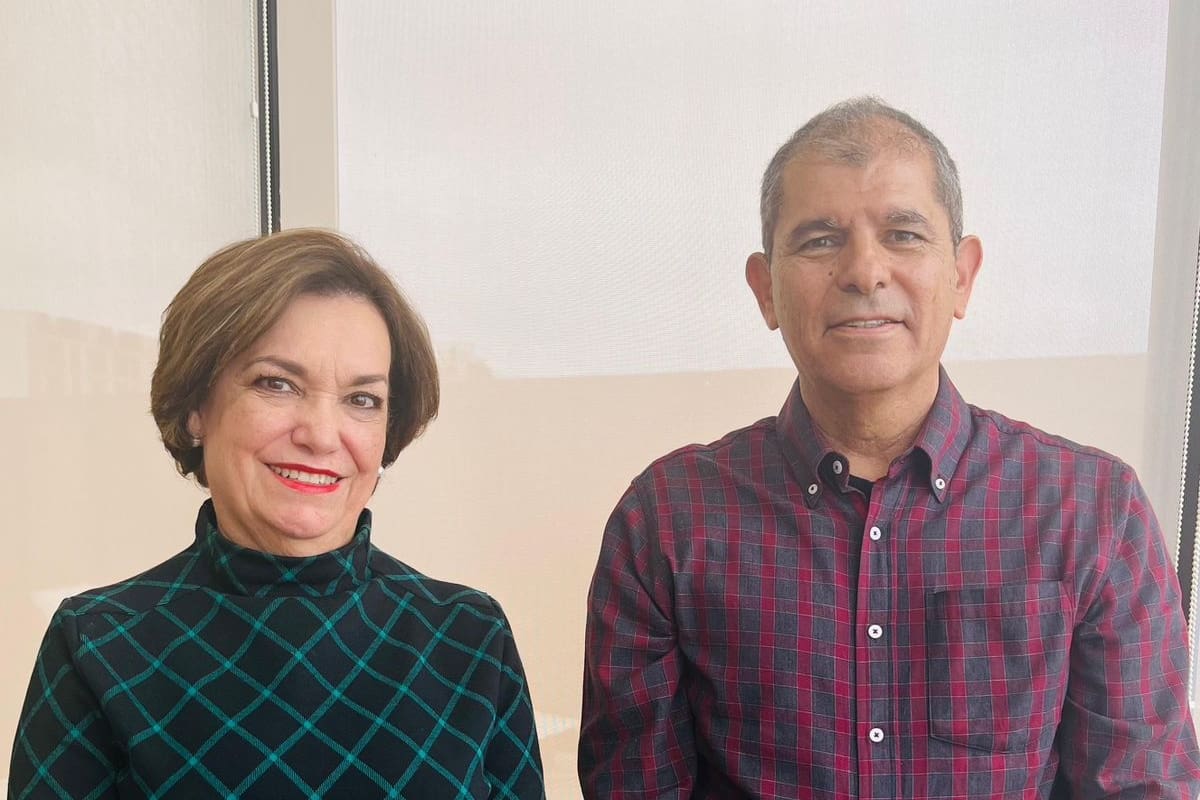 Martín Vélez se une al equipo de campaña de Dolores del Río