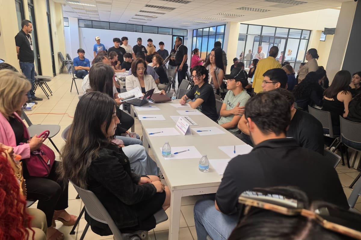 Solo 3 de cada 10 jóvenes votan en Sonora; INE busca acercarlos a la vida pública en SLRC