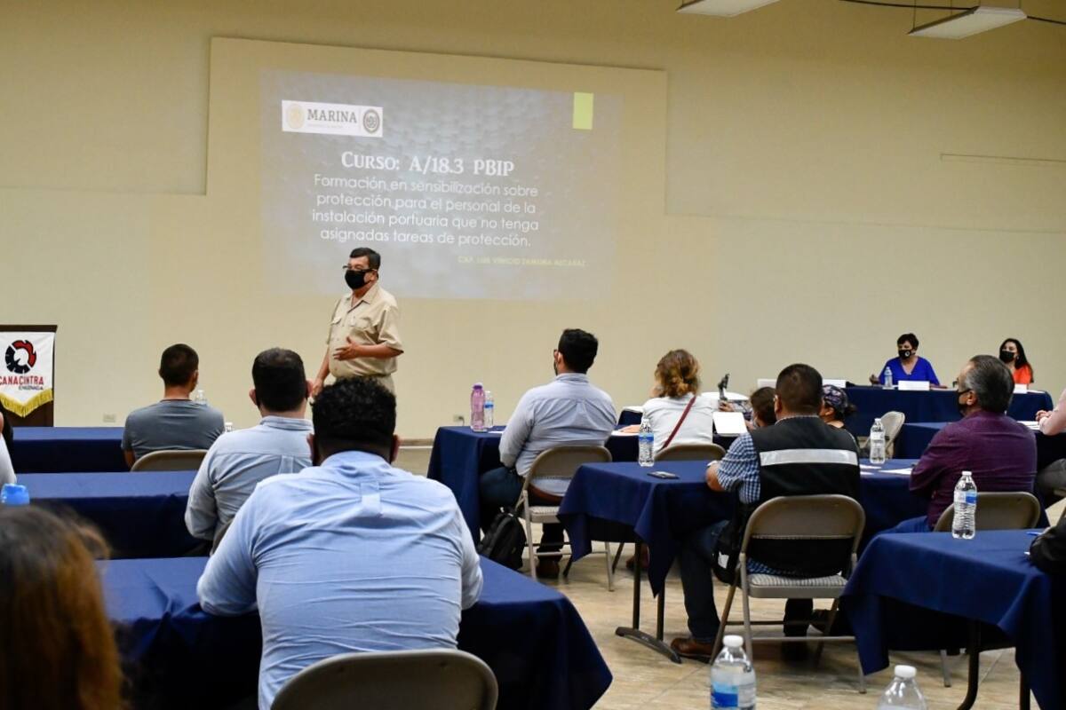 Ofrece la Canacintra curso sobre seguridad marítima