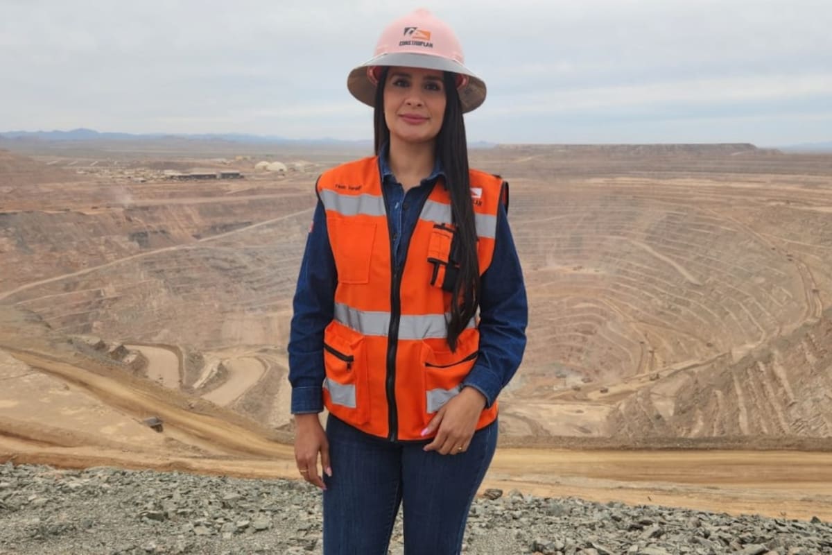 Se supera Yanin Adilene en difícil tarea de la minería