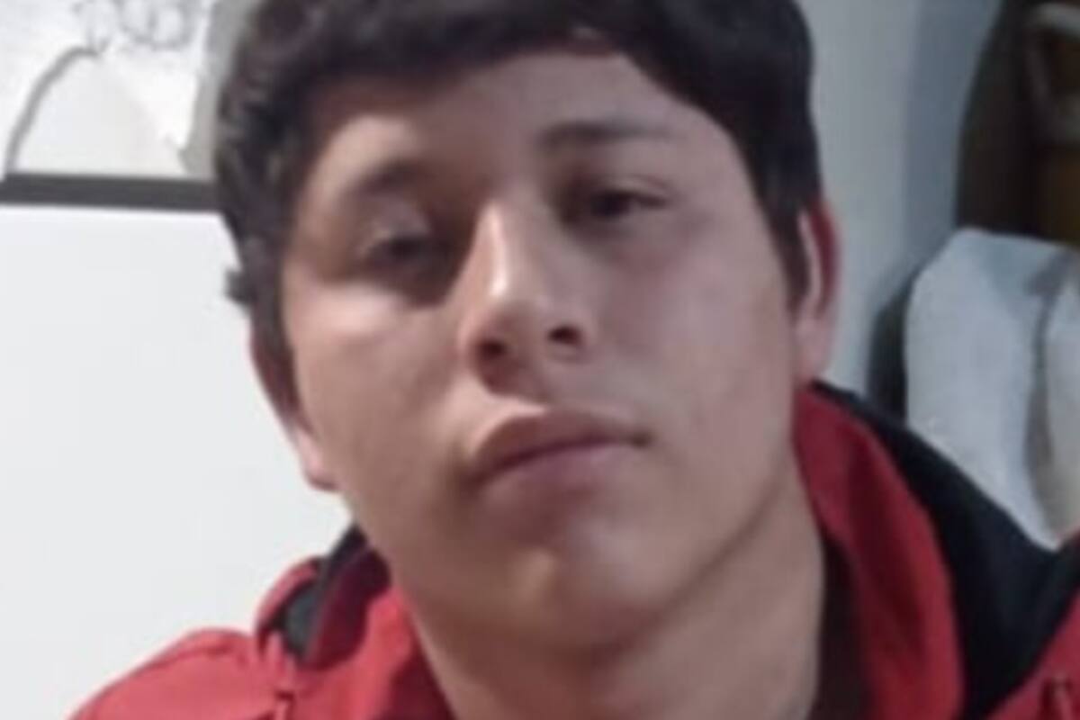 Se busca a Cristopher Napoles Rosete de 17 años de edad