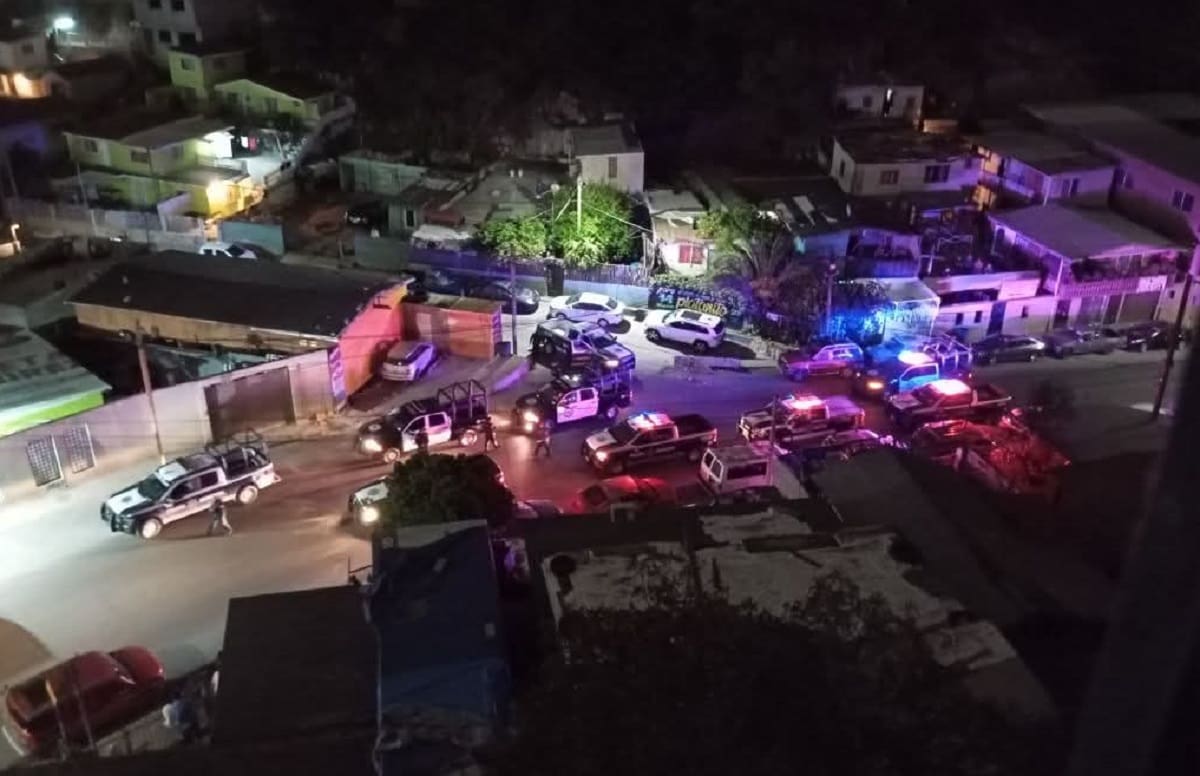 El hecho se registró a las 00:45 horas de este sábado.