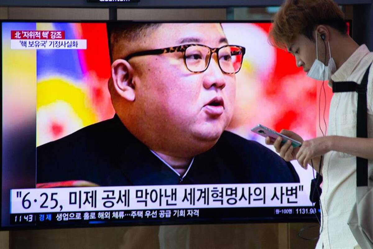 Reaparece Kim Jong-un tras rumores que afirmaban que estaba en coma