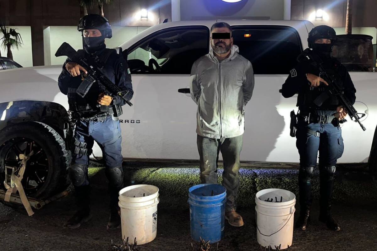 Detienen a hombre con “huachicol” y “poncha llantas” en Tecate