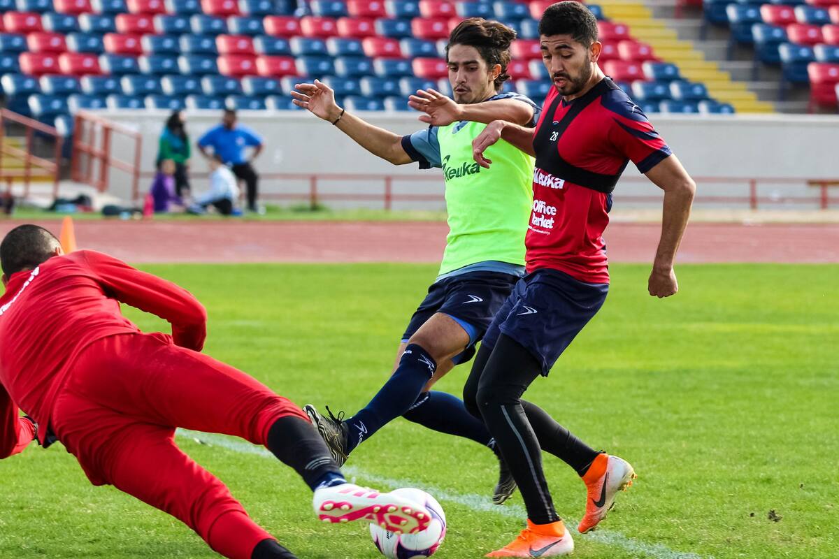 Cimarrones cierra sus partidos de preparación