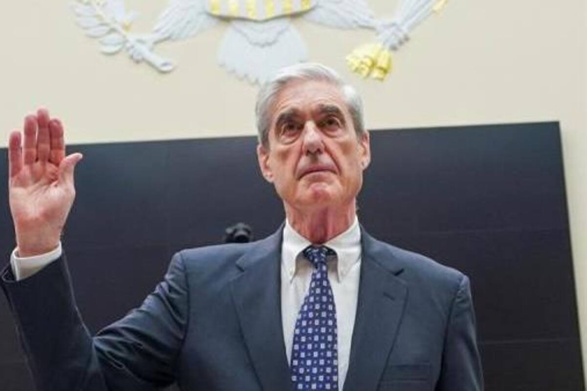Robert Mueller se defiende después de que Trump conmutara la pena al exasesor Roger Stone