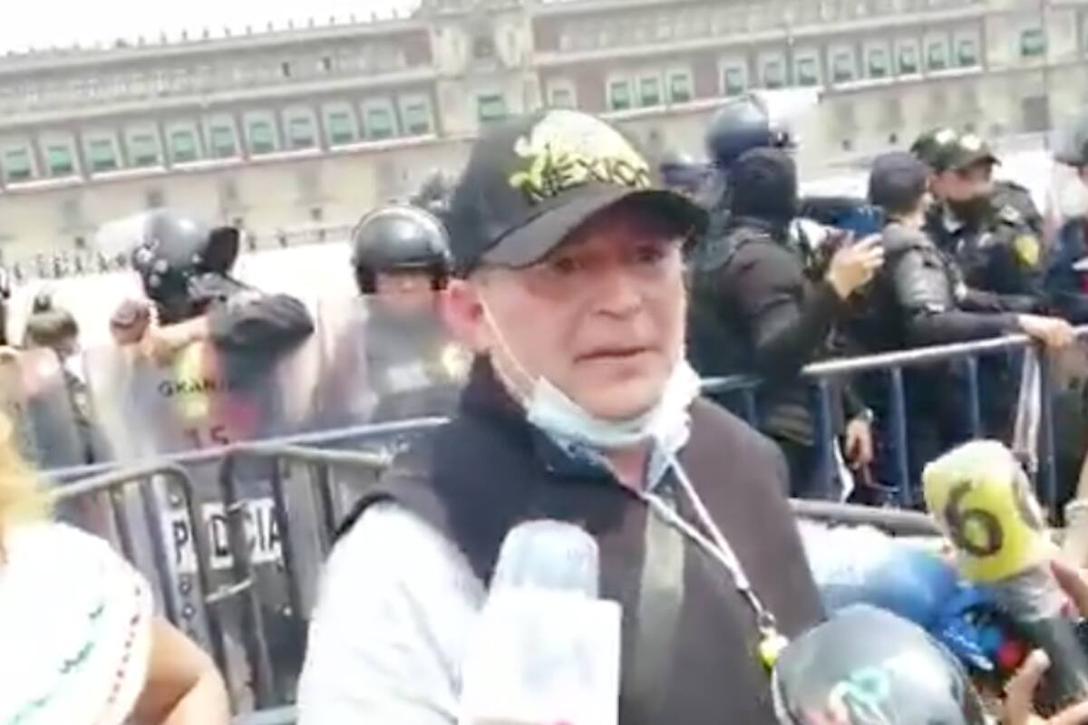 “Nadie aguanta 24 horas en una tienda de campaña...”: Gilberto Lozano, líder de Frenaaa, organización que mantiene el plantón en el Zócalo de la CDMX