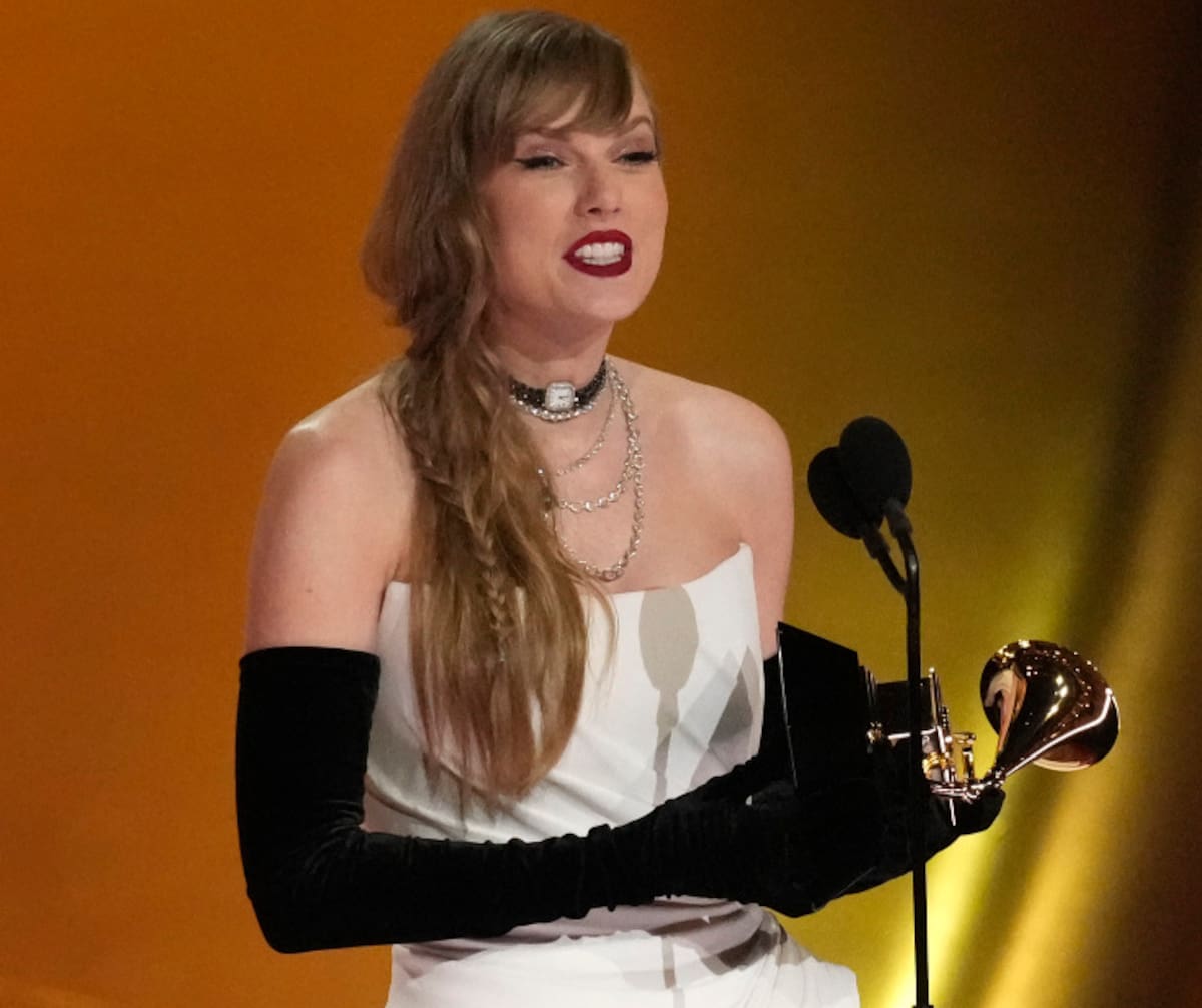 La cantante recibió su cuarto Grammy por Álbum del Año gracias a 'Midnights'.