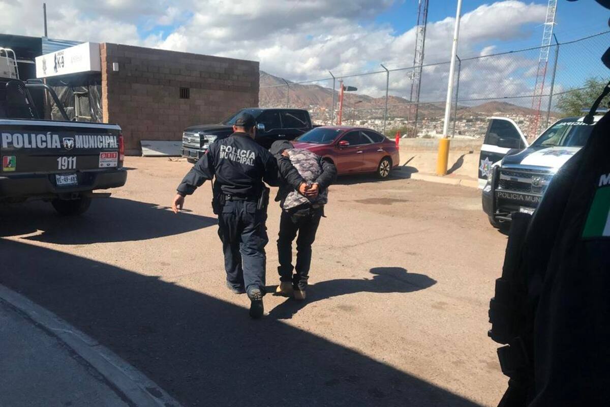 Detienen a joven con pistola y granada