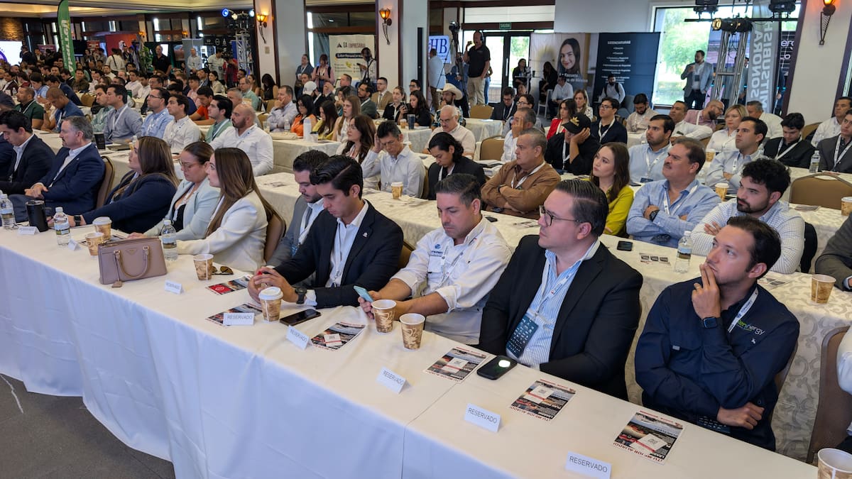 Participantes en el encuentro de empresarios jóvenes “Transformando Ideas” 2025, organizado por Coparmex.