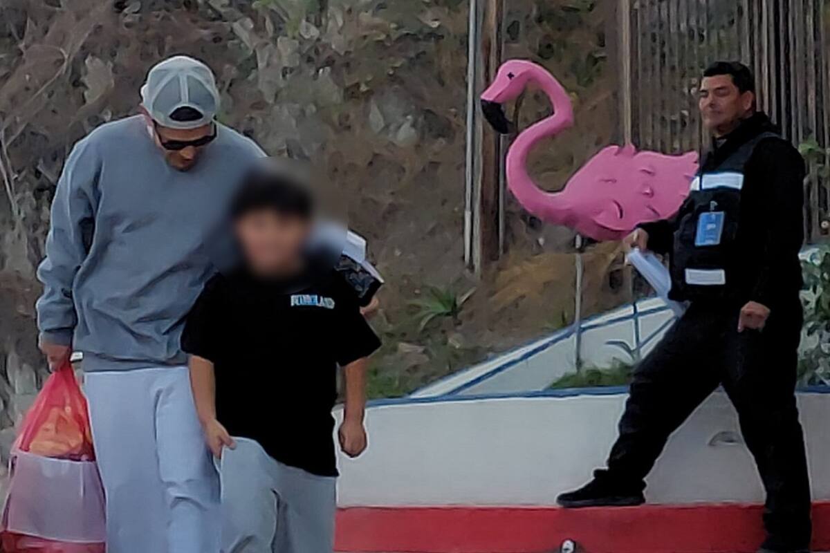 Cristhian se reúne con su hijo en Tijuana