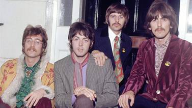 The Beatles "traen de vuelta" a John Lennon para su última canción: "Now and Then"