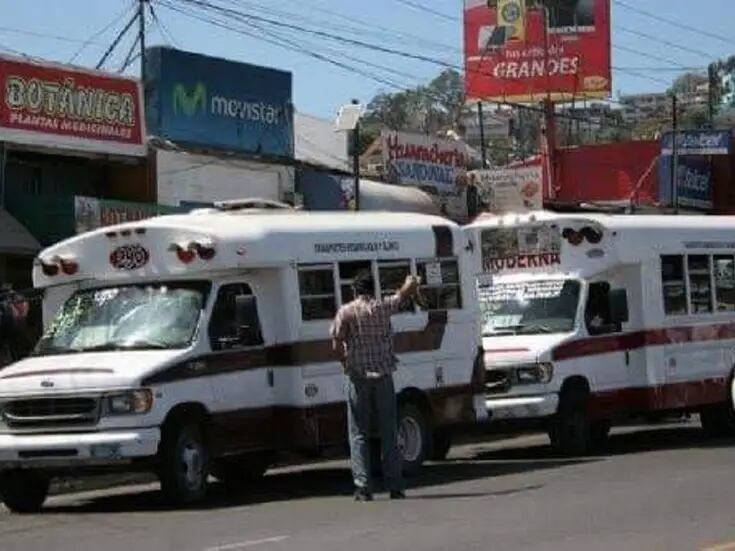 Transporte público en Ensenada pasa mal momento 