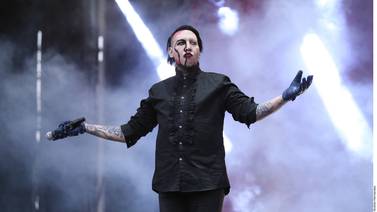 Marilyn Manson se entrega a las autoridades por cargos de agresión 