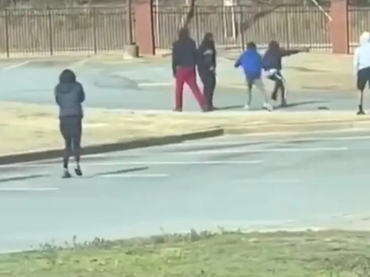 VIDEO: Tiroteo en estacionamiento de escuela en Georgia deja dos heridos