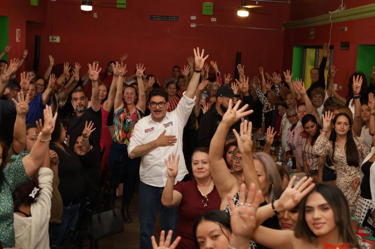 Juan Gim Nogales, candidato a la presidencia municipal de Nogales de la coalición "Sigamos Haciendo Historia".