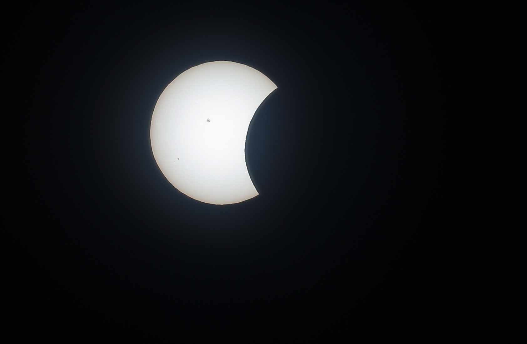 Eclipse solar captado desde la ciudad de Hermosillo alrededor de las 10:30 / Eleazar Escobar