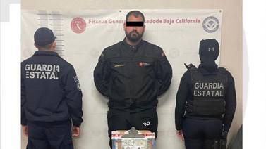 Arrestan a hombre por contrabando equiparado en Tijuana