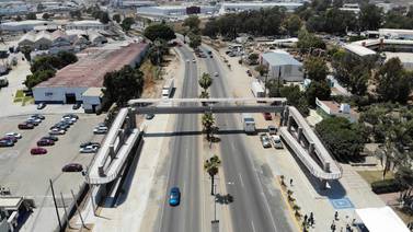 Inauguran puente peatonal en El Sauzal  