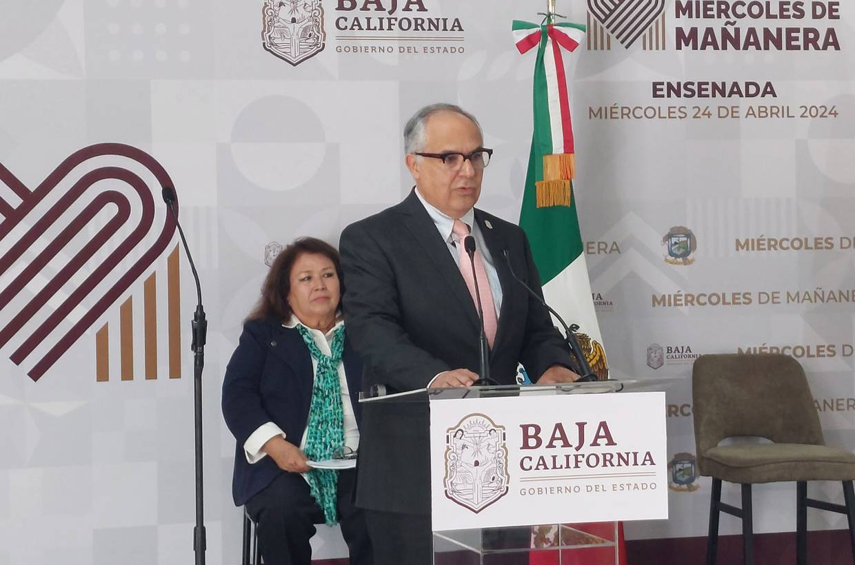 Alfredo Álvarez Cárdenas, secretario General de Gobierno en Baja California, durante la conferencia mañanera de la Gobernadora en Ensenada.