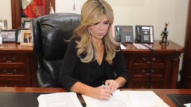 Firma Claudia Pavlovich convenio con CFE para subsidio de verano en Sonora